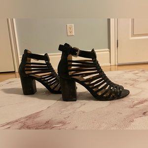 Thick heels, open toe sandals, black, comfortable